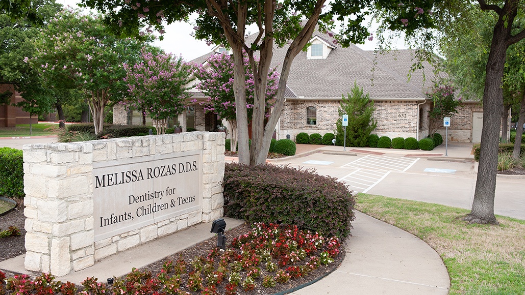 Outside view of Coppell Texas dental office